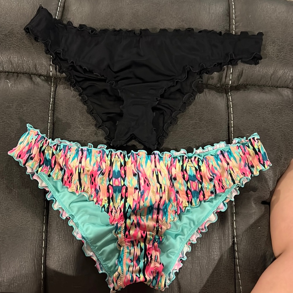 Ruffle butt bottoms